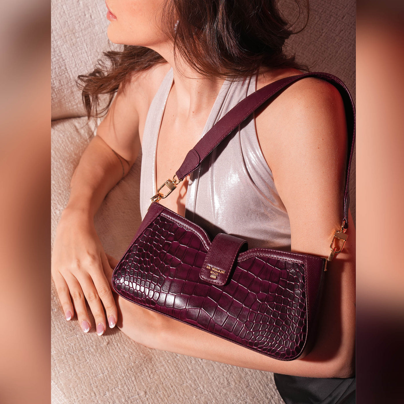 Small Croco Leather Baguette - Wine